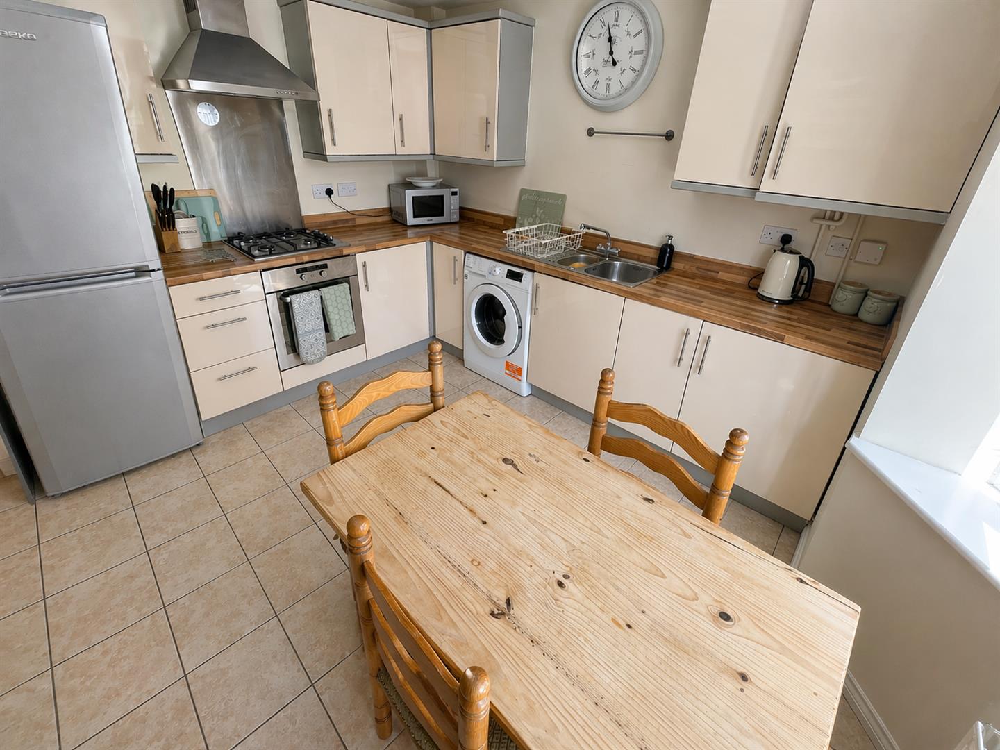 Leucarum Court, Loughor, Swansea, SA4 6AB